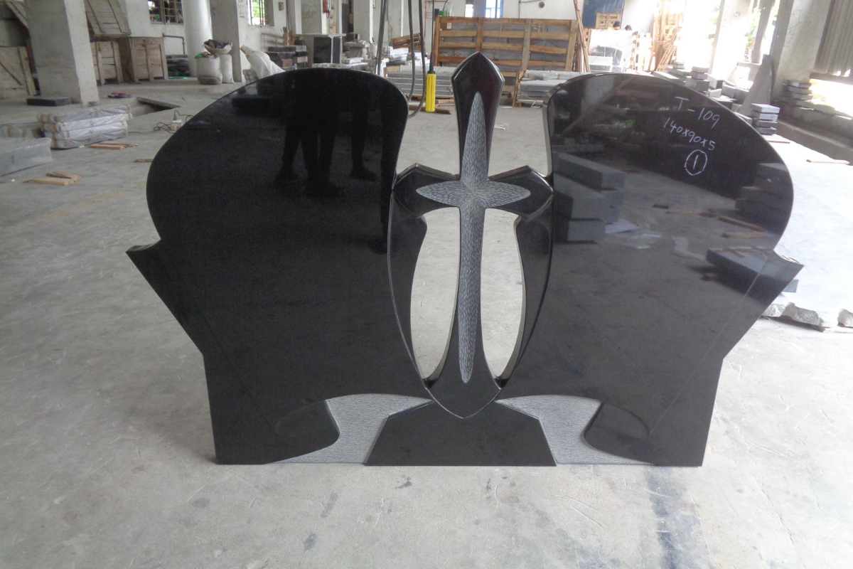 Indian Black granite monument